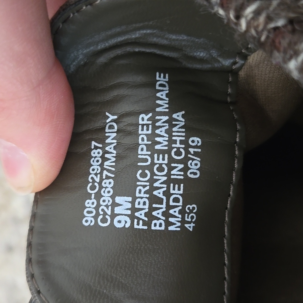 Women's Taupe Fur-Lined Lace-Up Boots - Picture 6 of 6